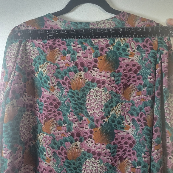Colorful Patterned Blouse - Picture 2 of 7